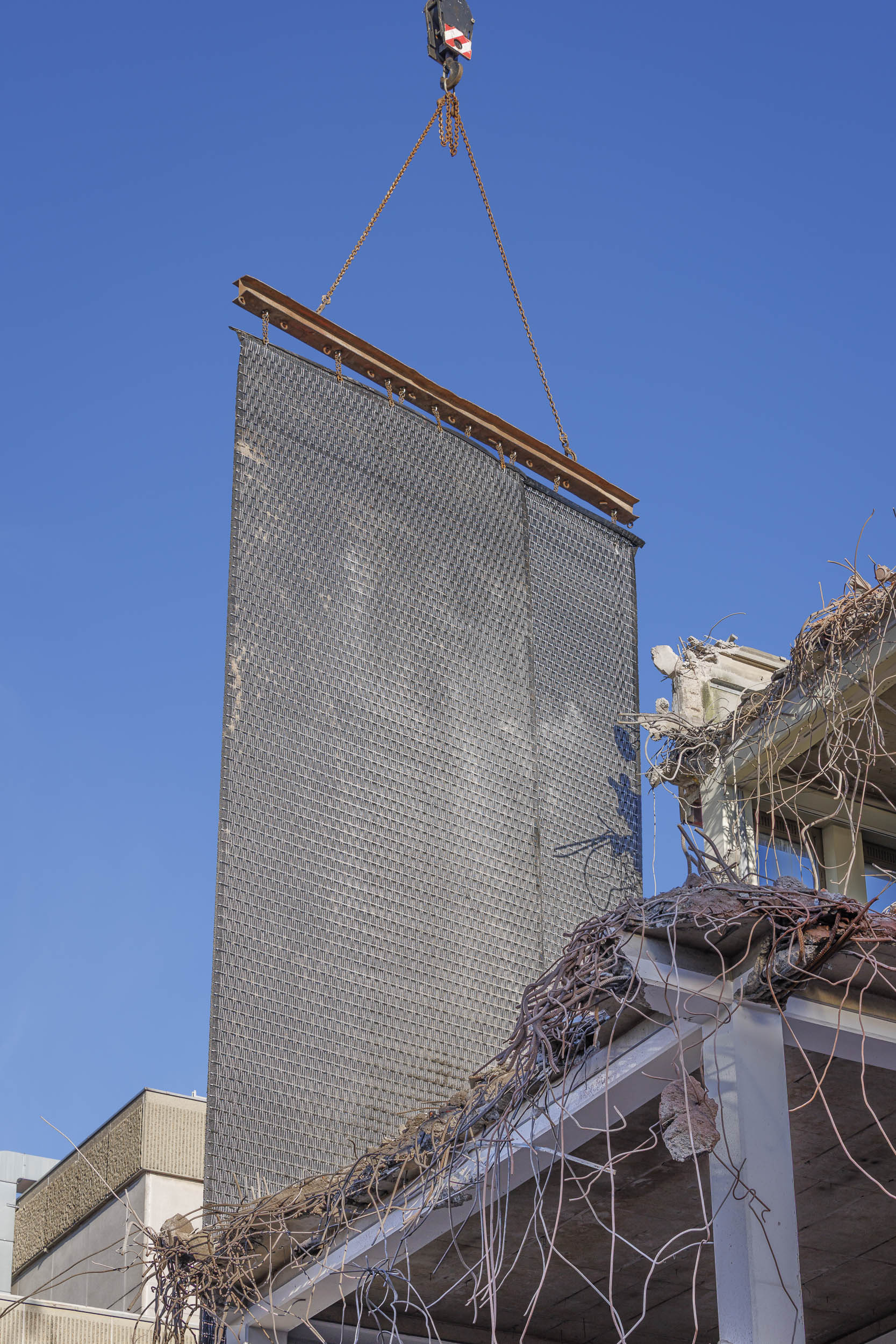 Demolition curtains Brussels South - gare du midi
